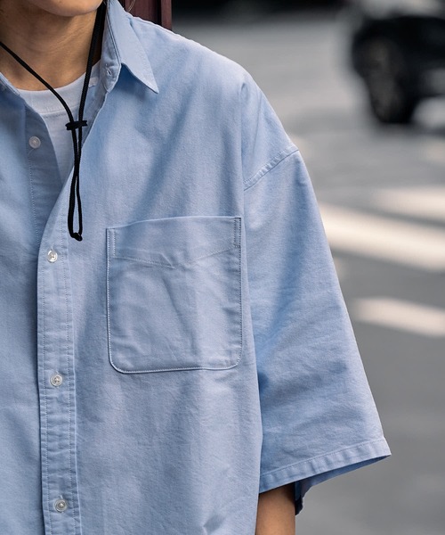 FREAK'S STORE（フリークスストア）の「ビックシルエット オックスフォード BDシャツ 半袖/ボタンダウンシャツ（シャツ/ブラウス・メンズ・ホワイト/ブルー/ストライプ・MEDIUM/LARGE）」の21枚目の写真