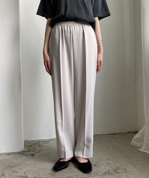 CAPRICIEUX LE'MAGE（カプリシューレマージュ）の「〈新色追加〉イージーストレートパンツ（その他パンツ・レディース・レッド/ライトベージュ/ブラック/グリーン/ライム/パープル/ブルー/ブラウン・38/36）」の9枚目の写真