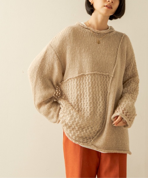 ANGIE(アンジー)の「起毛メッシュ編み切り替えニット(ニット/セーター・レディース・ブラック/アイボリー/マスタード/ダークベージュ・FREE)」の3枚目の写真