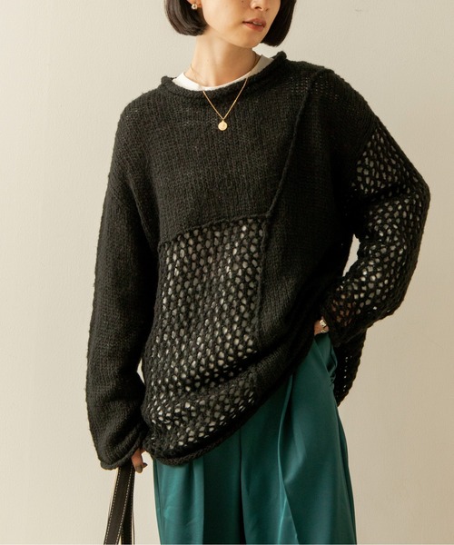 ANGIE(アンジー)の「起毛メッシュ編み切り替えニット(ニット/セーター・レディース・ブラック/アイボリー/マスタード/ダークベージュ・FREE)」の2枚目の写真