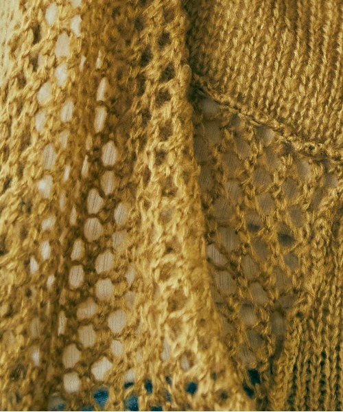 ANGIE(アンジー)の「起毛メッシュ編み切り替えニット(ニット/セーター・レディース・ブラック/アイボリー/マスタード/ダークベージュ・FREE)」の8枚目の写真