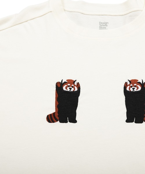 Design Tshirts Store graniph（デザイン　ティーシャツ　ストア　グラニフ）の「スレットレッドパンダ｜ドルマンスリーブTシャツ（Tシャツ/カットソー・レディース・オフホワイト・FREE）」の5枚目の写真
