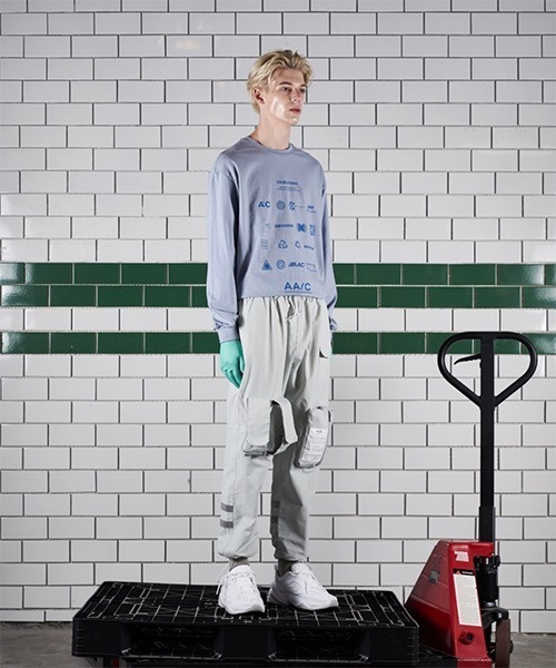 AA/C(ダブルエーシー)の「【AA/C】VARIETY SYMBOL LONGSLEEVE 19SE2013(Tシャツ/カットソー・メンズ・ブラック/ライトブルー・L/S/M)」の6枚目の写真