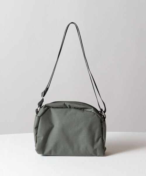 FREDY&GLOSTER(フレディアンドグロスター)の「【KELTY/ケルティ】ROUND TOP BAG S(ショルダーバッグ・レディース・グレー/ブラック/ベージュ・FREE)」の15枚目の写真