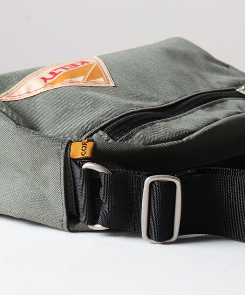 FREDY&GLOSTER(フレディアンドグロスター)の「【KELTY/ケルティ】ROUND TOP BAG S(ショルダーバッグ・レディース・グレー/ブラック/ベージュ・FREE)」の13枚目の写真