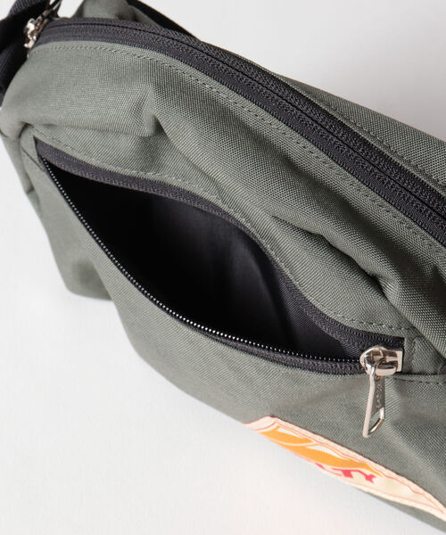 FREDY&GLOSTER(フレディアンドグロスター)の「【KELTY/ケルティ】ROUND TOP BAG S(ショルダーバッグ・レディース・グレー/ブラック/ベージュ・FREE)」の10枚目の写真