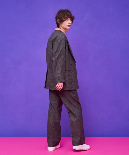 UNITED TOKYO（ユナイテッドトウキョウ）の「ダスティーロングJK（テーラードジャケット・メンズ・ブラック/ダークグリーン・1/2）」の14枚目の写真