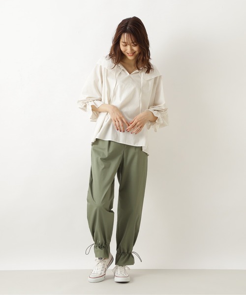 NATURAL BEAUTY BASIC（ナチュラルビューティーベーシック）の「ロンストラッフルカラーブラウス（シャツ/ブラウス・レディース・ベージュ系その他/ブラウン系その他/グリーン系その他3・MEDIUM/SMALL）」の11枚目の写真