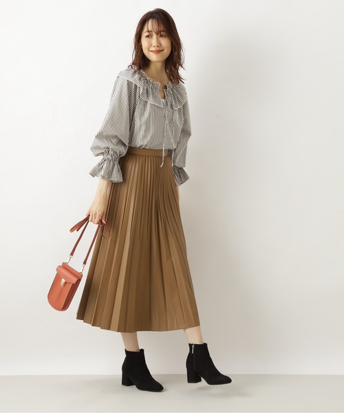 NATURAL BEAUTY BASIC（ナチュラルビューティーベーシック）の「ロンストラッフルカラーブラウス（シャツ/ブラウス・レディース・ベージュ系その他/ブラウン系その他/グリーン系その他3・MEDIUM/SMALL）」の6枚目の写真