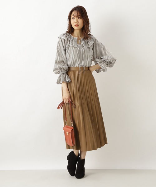 NATURAL BEAUTY BASIC（ナチュラルビューティーベーシック）の「ロンストラッフルカラーブラウス（シャツ/ブラウス・レディース・ベージュ系その他/ブラウン系その他/グリーン系その他3・MEDIUM/SMALL）」の7枚目の写真