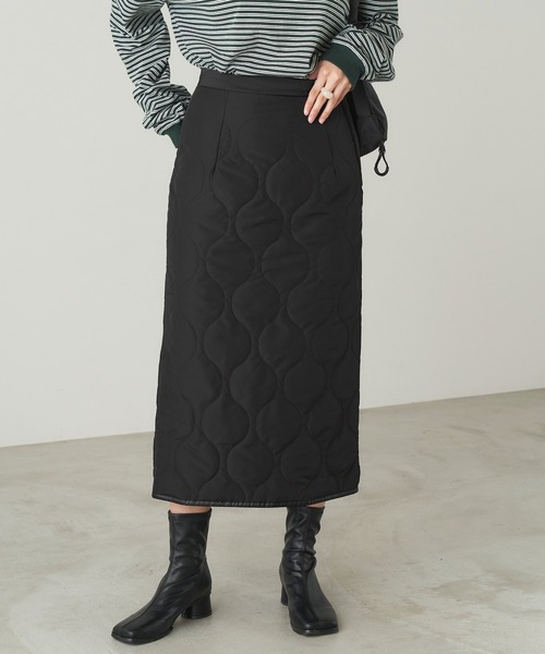 Chaco closet（チャコ クローゼット）の「タフタ キルティングタイトスカート（スカート・レディース・ライトベージュ/ブラック/カーキ・FREE）」の14枚目の写真