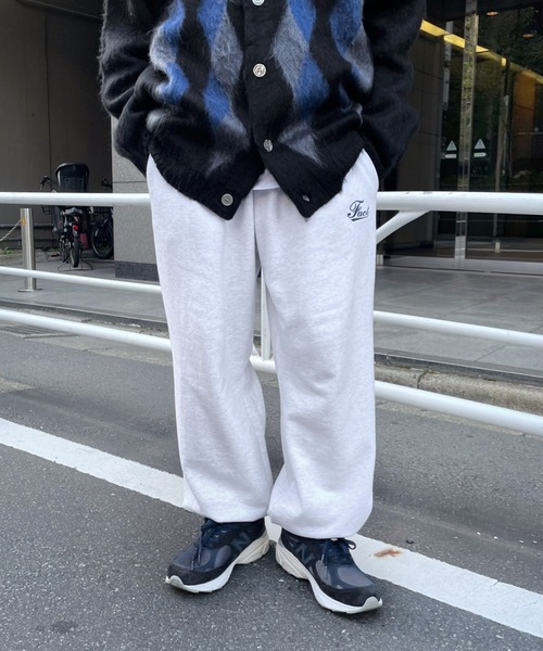 FACT スウェットパンツ WHO'S WHO gallery(フーズフーギャラリー)の「COOPER FACT