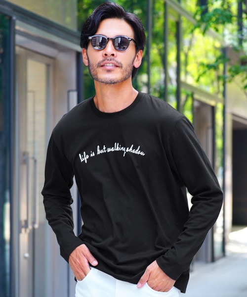 jiggys shop(ジギーズショップ)の「コットン マルチ刺繍 長袖Tシャツ(Tシャツ/カットソー・メンズ・ホワイト/ブラック/ネイビー/ホワイト系その他/ブラック系その他/グレイッシュベージュ/ホワイト系その他2/ブラック系その他3/ブラック系その他2/ホワイト系その他3/グレー系その他2/ホワイト系その他4/ホワイト系6/ブラック系その他5・SMALL/MEDIUM/LARGE/X-LARGE)」の1枚目の写真