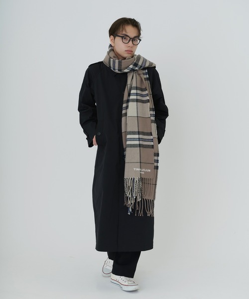 TINA：JOJUN（ティーナジョジュン）の「ユニセックス チェックマフラー TINA：JOJUN（マフラー・レディース・イエロー/ブルー/ライトグレー・F）」の11枚目の写真