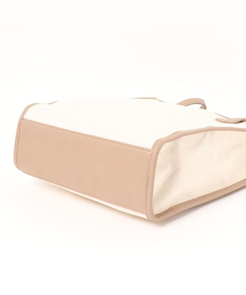 ehka sopo（エヘカソポ）の「ボアポシェット付パイピングトートバッグ（トートバッグ・レディース・ブラウン/モカ/キナリ・ﾌﾘ-）」の7枚目の写真