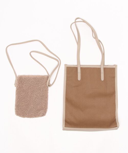 ehka sopo（エヘカソポ）の「ボアポシェット付パイピングトートバッグ（トートバッグ・レディース・ブラウン/モカ/キナリ・ﾌﾘ-）」の15枚目の写真