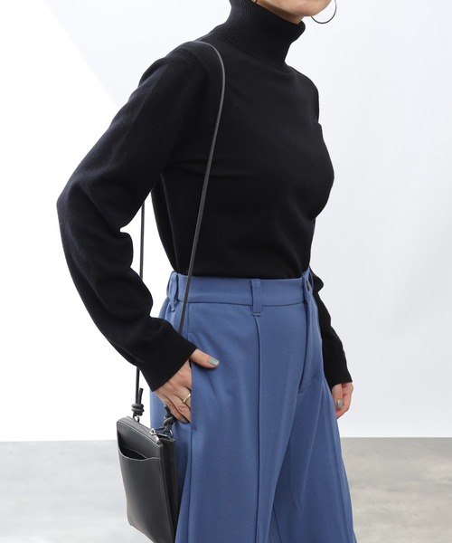 COLONY 2139(コロニートゥーワンスリーナイン)の「リサイクルポリPBTニット(タートルネック)(ニット/セーター・レディース・アイボリー/グリーン/ブラック/グレー/ブルー/グリーン系その他・SMALL/MEDIUM/LARGE)」の17枚目の写真