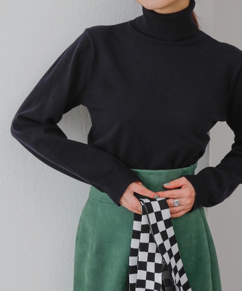 COLONY 2139(コロニートゥーワンスリーナイン)の「リサイクルポリPBTニット(タートルネック)(ニット/セーター・レディース・アイボリー/グリーン/ブラック/グレー/ブルー/グリーン系その他・SMALL/MEDIUM/LARGE)」の9枚目の写真