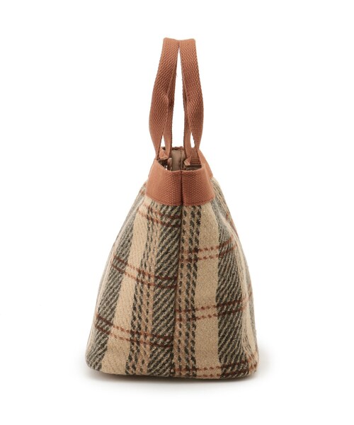 SHOO・LA・RUE(シューラルー)の「◆チェックテープトート(トートバッグ・レディース・ブラック系1/ダークブラウン系1/ベージュ系1/ベージュ系8・00)」の11枚目の写真