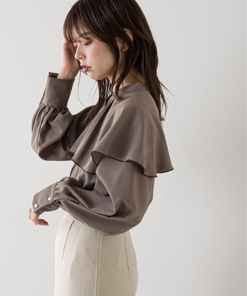 【WEB限定カラー有り】ひらりケープブラウス