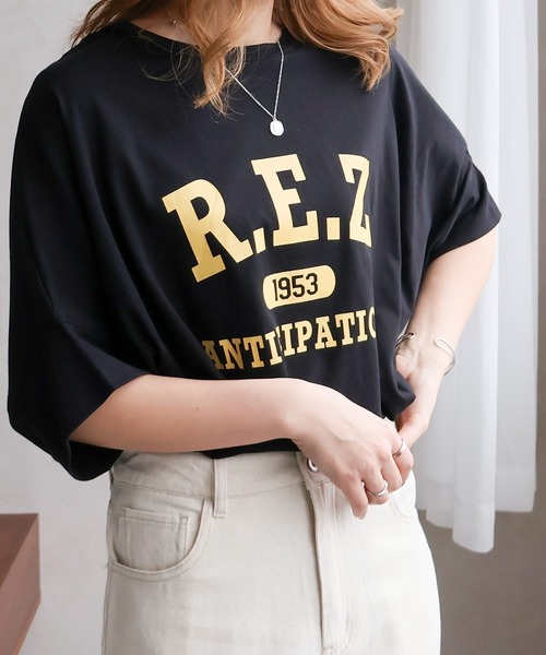 Social GIRL（ソーシャルガール）の「スリットドルマンムジロゴTシャツ（Tシャツ/カットソー・レディース・ブラック/オフホワイト/モカ/ワイン/グレイッシュベージュ/チャコール/グリーン/ホワイト系その他/ベージュ系その他/ブラック系その他/イエロー×グレー/スモークピンク/イエロー・M）」の17枚目の写真