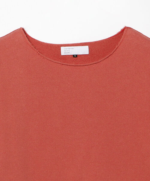 International Gallery BEAMS（インターナショナルギャラリービームス）の「IG / カットオフ スウェットシャツ（スウェット・メンズ・ブラック系その他4/レッド系その他4・MEDIUM）」の3枚目の写真