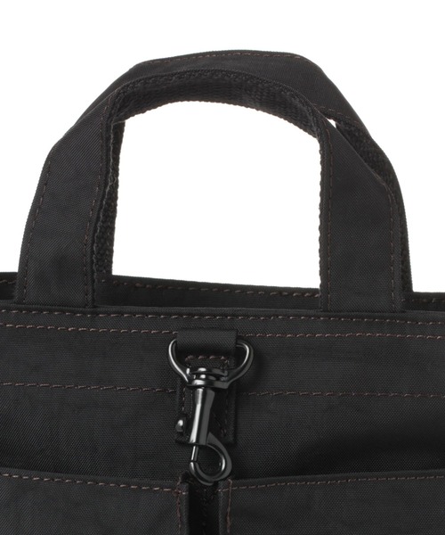 niko and...(ニコアンド)の「ワッシャーヘルメットミニショルダーバッグ(ショルダーバッグ・メンズ・ブラック/オリーブ/その他1/その他2・FREE)」の9枚目の写真