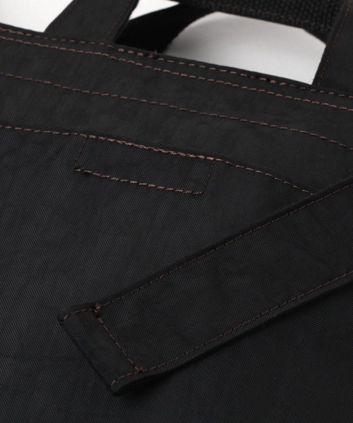 niko and...(ニコアンド)の「ワッシャーヘルメットミニショルダーバッグ(ショルダーバッグ・メンズ・ブラック/オリーブ/その他1/その他2・FREE)」の19枚目の写真