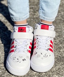 adidas（アディダス）の「adidas/アディダス FORUM MID 360C ディズニーコラボ  ハイカット キャラクター（スニーカー・キッズ）」