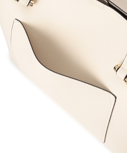 DRESKIP(ドレスキップ)の「◆【通勤/セレモニー】あおりトートバッグ(トートバッグ・レディース・アイボリー/ブラック/ベージュ・00)」の8枚目の写真