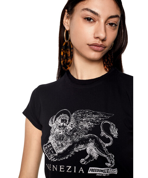 DIESEL(ディーゼル)の「レディース 半袖 Tシャツ コンパクトフィット ライオンベネチア(Tシャツ/カットソー・レディース・ブラック/ホワイト・LARGE/X-LARGE/MEDIUM/SMALL)」の9枚目の写真
