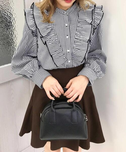 INGNI（イング）の「Vネックフリルブラウス（シャツ/ブラウス・レディース・ブラック/サックスブルー系1/オフホワイト/ブラック系その他3・M）」の11枚目の写真