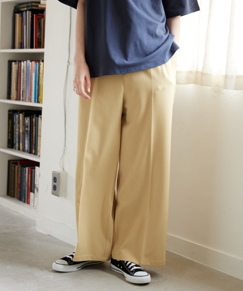 flaner（フラネ）の「Loose tack color slacks/ルーズタックカラースラックス（スラックス・レディース・ブラック/イエロー/グリーン/ナチュラル・SMALL/MEDIUM/LARGE）」の4枚目の写真