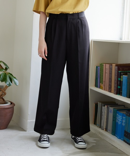 flaner（フラネ）の「Loose tack color slacks/ルーズタックカラースラックス（スラックス・レディース・ブラック/イエロー/グリーン/ナチュラル・SMALL/MEDIUM/LARGE）」の7枚目の写真