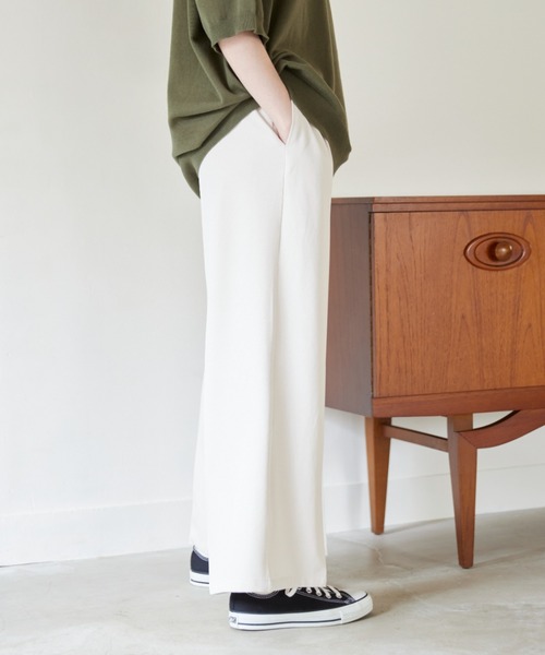 flaner（フラネ）の「Loose tack color slacks/ルーズタックカラースラックス（スラックス・レディース・ブラック/イエロー/グリーン/ナチュラル・SMALL/MEDIUM/LARGE）」の12枚目の写真