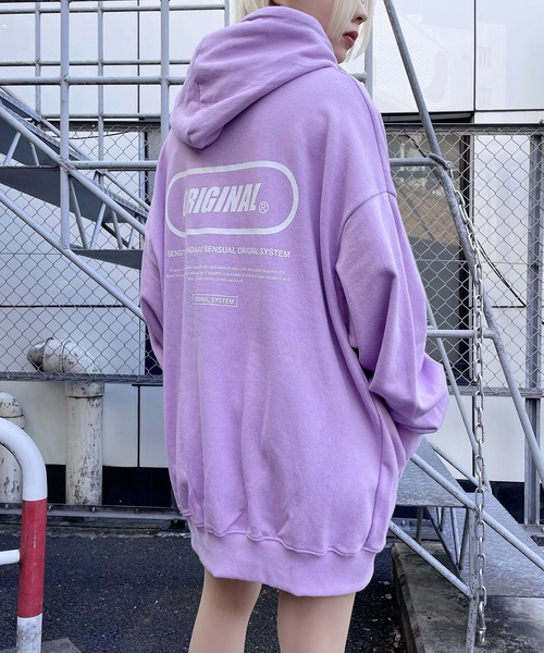 Figments（フィグメンツ）の「ORIGINALパーカー（パーカー・レディース・ホワイト/ブラック/パープル/ピンク・FREE）」の3枚目の写真