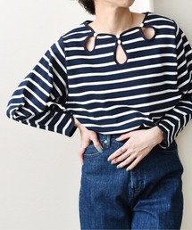 涙開きネックパイピングトップス