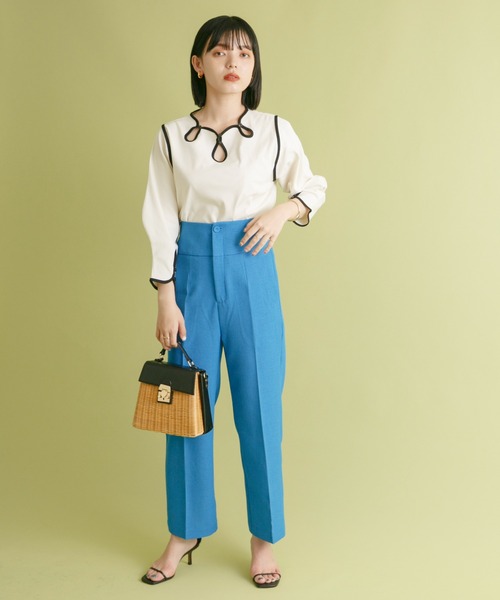 Eimee Law(エイミーロウ)の「涙開きネックパイピングトップス(Tシャツ/カットソー・レディース・アイボリー/ブラック/ネイビー系/ホワイト系・38)」の5枚目の写真
