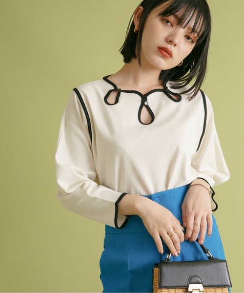 Eimee Law(エイミーロウ)の「涙開きネックパイピングトップス(Tシャツ/カットソー・レディース・アイボリー/ブラック/ネイビー系/ホワイト系・38)」の12枚目の写真