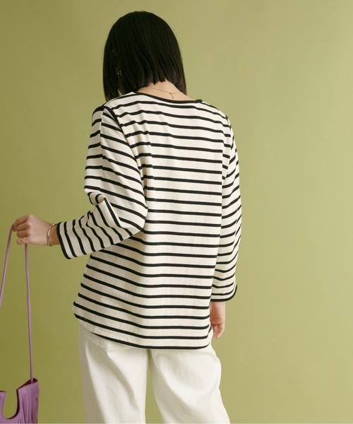 Eimee Law(エイミーロウ)の「涙開きネックパイピングトップス(Tシャツ/カットソー・レディース・アイボリー/ブラック/ネイビー系/ホワイト系・38)」の18枚目の写真