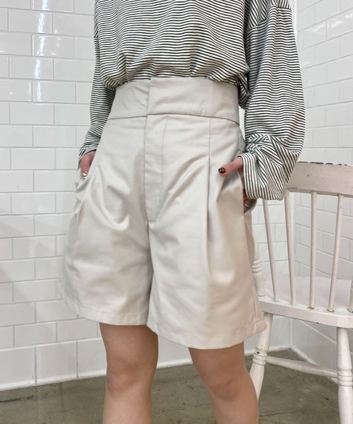 CIAOPANIC（チャオパニック）の「コーデの幅が広がる、キュロットショートパンツ（その他パンツ・レディース・ブラック/グレー/アイボリー・SMALL/MEDIUM）」の2枚目の写真