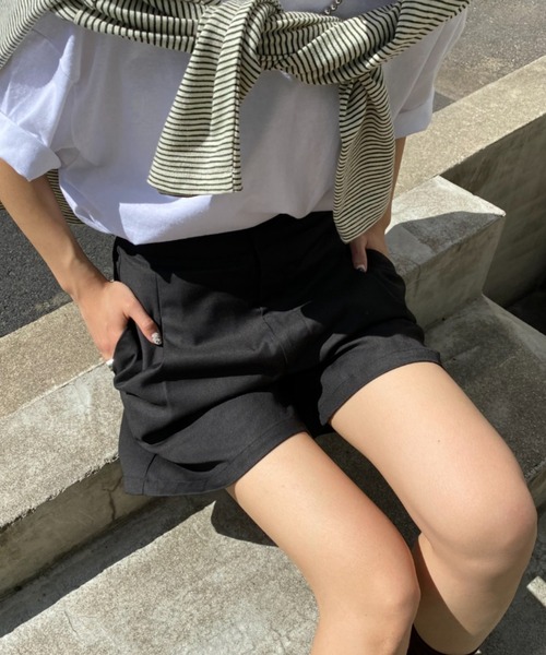 CIAOPANIC（チャオパニック）の「コーデの幅が広がる、キュロットショートパンツ（その他パンツ・レディース・ブラック/グレー/アイボリー・SMALL/MEDIUM）」の6枚目の写真