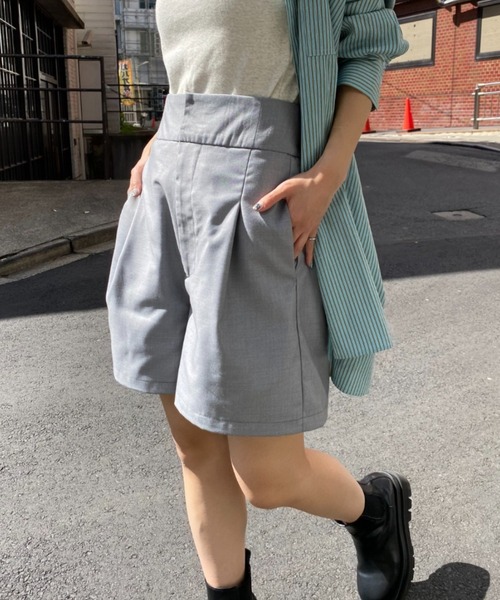 CIAOPANIC（チャオパニック）の「コーデの幅が広がる、キュロットショートパンツ（その他パンツ・レディース・ブラック/グレー/アイボリー・SMALL/MEDIUM）」の15枚目の写真