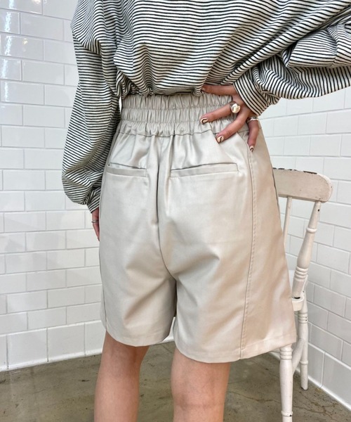 CIAOPANIC（チャオパニック）の「コーデの幅が広がる、キュロットショートパンツ（その他パンツ・レディース・ブラック/グレー/アイボリー・SMALL/MEDIUM）」の18枚目の写真