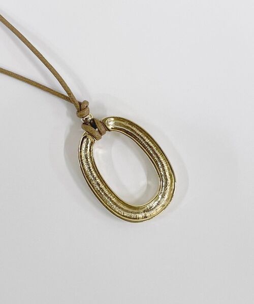 SHIPS（シップス）の「*オーバルリングコードネックレス◇（ネックレス・レディース・ゴールド・ONE SIZE）」の2枚目の写真