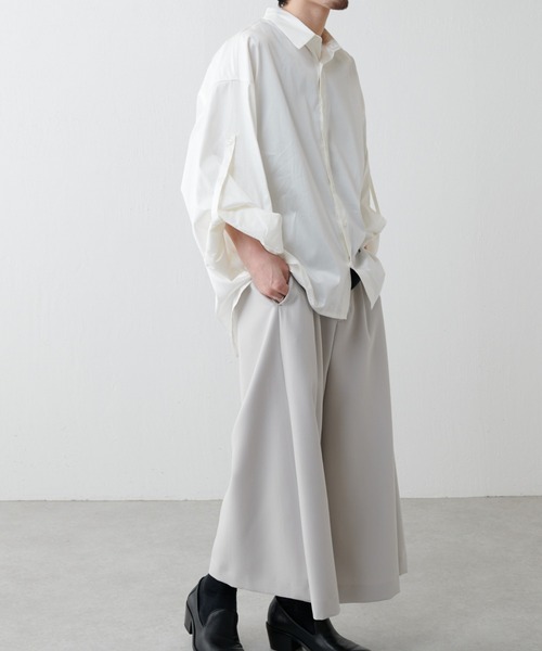 Lui's（ルイス）の「ボリュームスリーブシャツ（シャツ/ブラウス・メンズ・ホワイト/ブラック/グリーン/オリーブ/バイオレット/ブルー・FREE）」の2枚目の写真