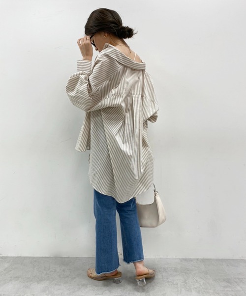 one after another NICE CLAUP(ワンアフターアナザーナイスクラップ)の「ZOZO限定 ビッグシルエットストライプシャツ(シャツ/ブラウス・レディース・ベージュ/グリーン/ブルー/ネイビー/ピンク・FREE)」の16枚目の写真
