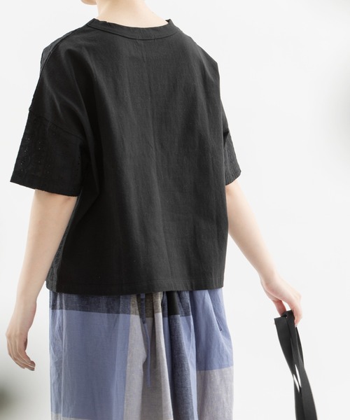 nop de nod（ノップドゥノッド）の「エンブロイダリーレースTシャツ（Tシャツ/カットソー・レディース・ブラック/ネイビー/オフホワイト・3）」の15枚目の写真