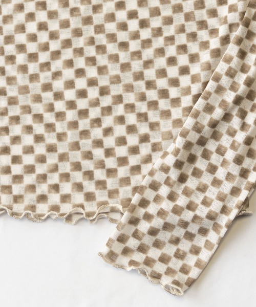 me+em select（ミームセレクト）の「ブロックチェックシアーハイネックメロートップス 【韓国製】（Tシャツ/カットソー・レディース・ブラック/ベージュ・FREE）」の6枚目の写真