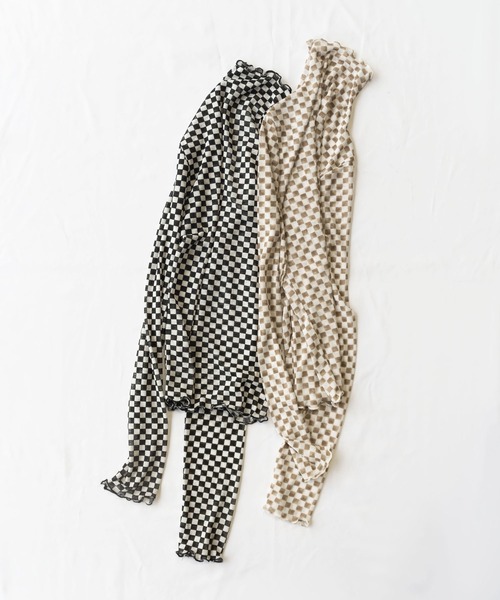 me+em select（ミームセレクト）の「ブロックチェックシアーハイネックメロートップス 【韓国製】（Tシャツ/カットソー・レディース・ブラック/ベージュ・FREE）」の3枚目の写真